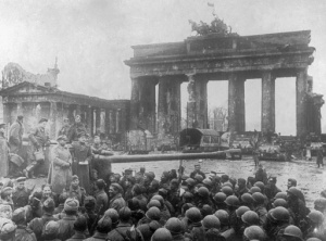 Discurso comemorando a capitulação da cidade de Berlim no dia 2 de Maio de 1945.