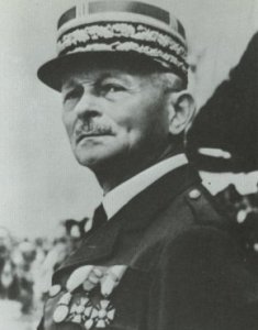 Maxime Weygand, que assumiu o posto de Comandante-em-Chefe das forças aliadas na França, substituíndo Maurice Gamelin.